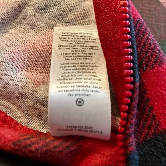 Child of Mine Boys Zip Up Footless Pajamas 0-3 months Black+Red Plaid Reindeer - Picture 2 of 6